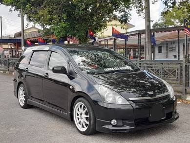 Toyota WISH 1.8 XS FACELIFT FWD (A)