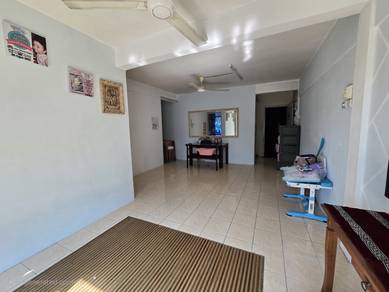 Pangsapuri Sri Ilham Masai Johor / can full loan / Below market value