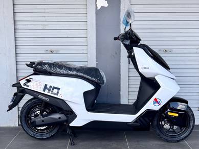 Zeeho AE4!! READY STOCK!! BUY NOW!!