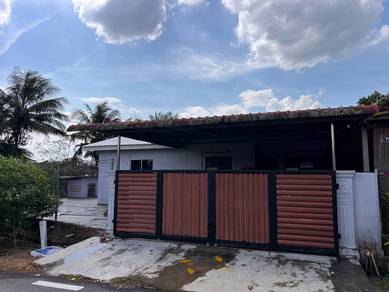 Non Bumi Single Storey Coner Lot Taman Mawar Buluh Kasap Segamat Johor