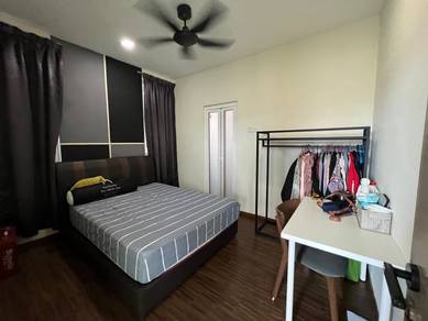 room for rent  📍Zetapark Condominium