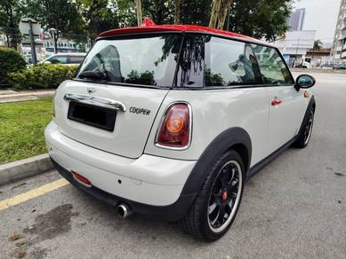 Mini COOPER 1.6 (A)