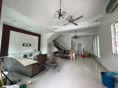 Double Storey @ Corner Lot @ Pulai Indah