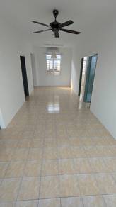 Seremban Putra Apartment Fully Furnished ada lift table top aircond