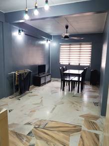 Pangsapuri PKNS Seksyen 7 Full Loan Cash Back Fully furnished