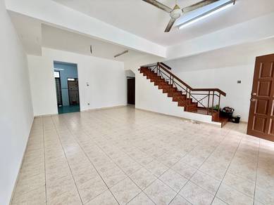 Full Loan House at Taman Universiti Double Storey