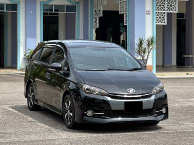 Toyota WISH 1.8 S (A)