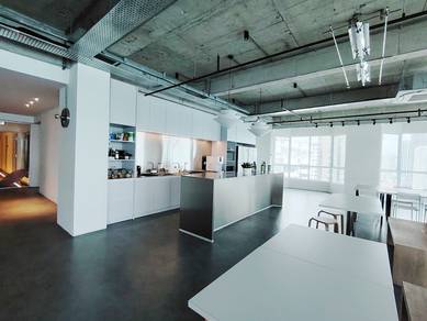 Georgetown office space 12600sf renovated sea view