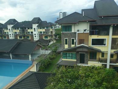 Avenue 2 Lake Valley Bandar Tun Hussein Onn Cheras Townhouse for sale