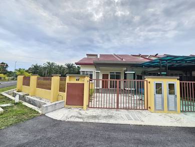 Single Strorey Terrace CORNER LOT Tanah Besar Telok Panglima Garang