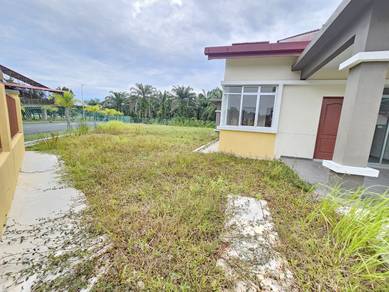 Single Strorey Terrace CORNER LOT Tanah Besar Telok Panglima Garang