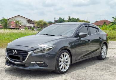 Mazda 3 2.0 SEDAN HIGH SKYACTIV (CKD)