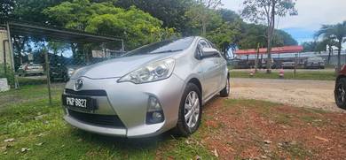 Toyota PRIUS C 1.5 (HYBRID) (A)