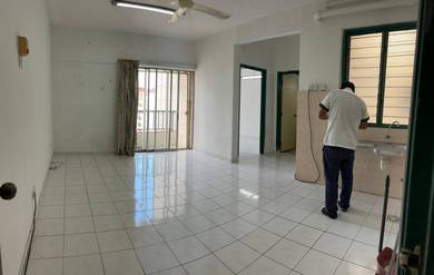 STUDIO VISTA PINGGIRAN SERI KEMBANGAN SERDANG Mrt EQUINe