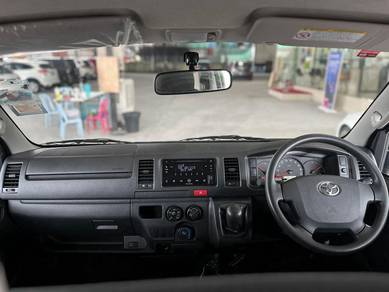 Toyota HIACE 3.0 PANEL VAN (M) TIPTOP COND