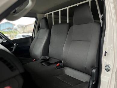 Toyota HIACE 3.0 PANEL VAN (M) TIPTOP COND