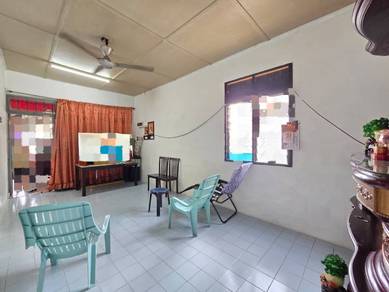 Johor Jaya Teratai House