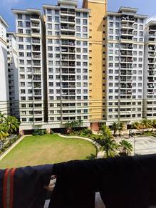 Kipart Tampoi Apartment