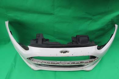 FORD FIESTA FRONT BUMPEr
