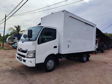 Hino Box Luton 2012year Enjin Hijau