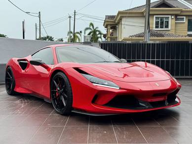 Ferrari F8 TRIBUTO  3.9 (A)