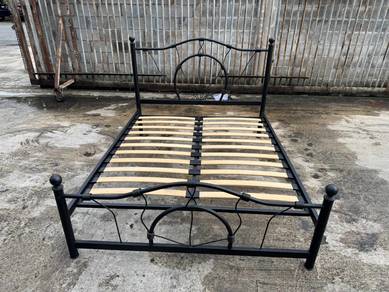 Steel Katil Queen Bed Frame Besi