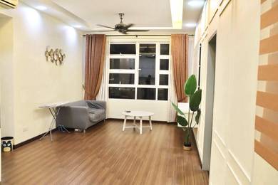 November Available , Partial Furnish 3room 2bath , Palmyra Residence