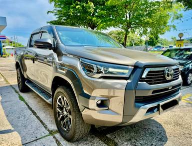 Toyota HILUX 2.8 ROGUE (A) LOW MILEAGE