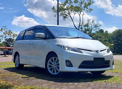 Toyota ESTIMA 2.4 AERAS FACELIFT (A)