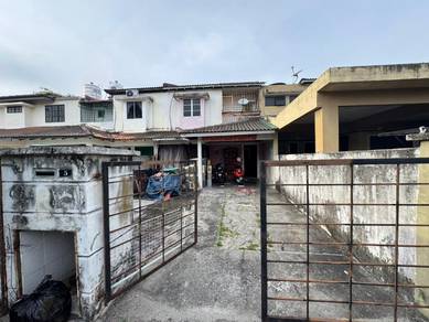 2-storey Terraced House in Taman Sri Puchong for sale