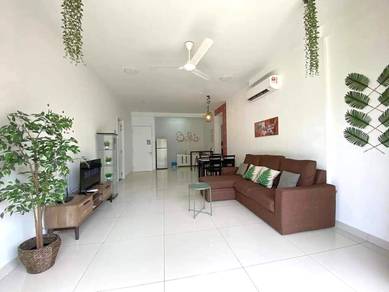 Renovated & partially furnished, mid floor with hill view!
