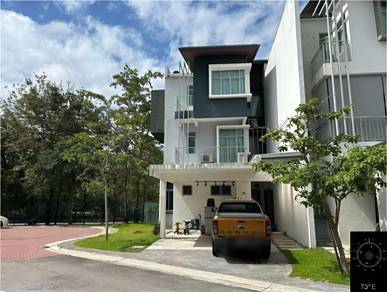 Corner Lot Triple Storey Terrace Schubert, Symphony Hills Cyberjaya