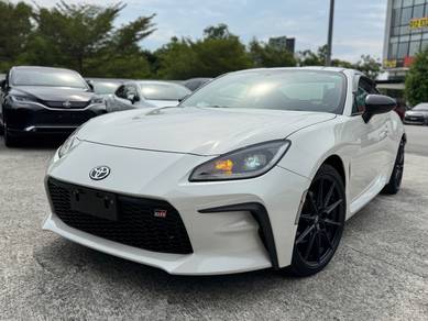 Toyota GR86 2.4 RZ READY STOCK