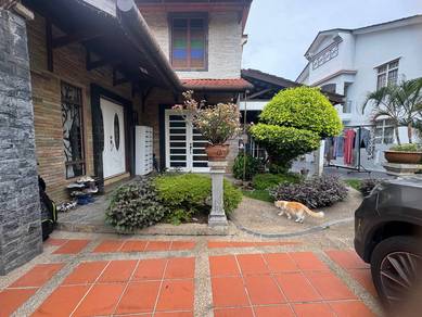 for sale BIG LAND AREA FACING OPEN SEMI D HOUSE IN UKAY PERDANA