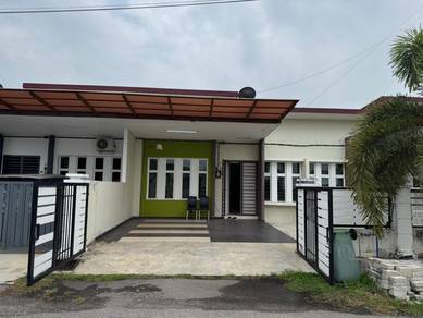 TAMAN PAYA RUMPUT BESTARI |⭐ Rumah Teres Setingkat 4 Bilik Near Cheng