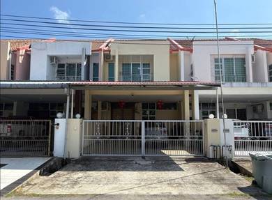 HOUSE FOR SALE  Double Storey Terrace at Senadin Miri