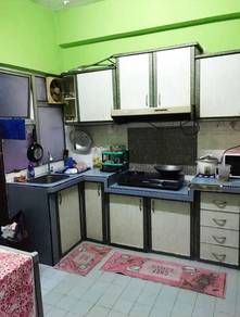Teratai Mewah unfurnished 4th floor BIG unit (990 sq ft) for sale