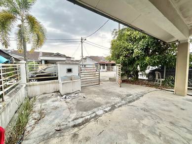 Single Storey Terrace, Bandar Putera 2 (END LOT)🔥