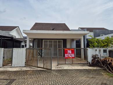 Semi D house for rent