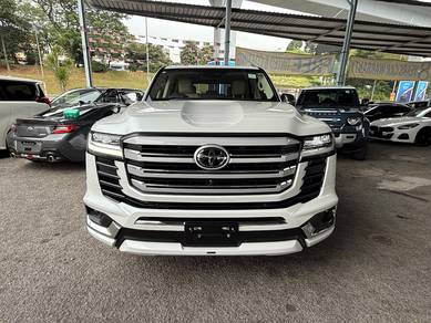 Toyota LANDCRUISER 3.5 ZX Modelista S/R HUD