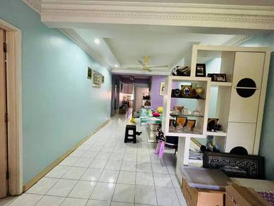 HUGE SIZE, BIG BALCONY Level 1 Anjung Villa Condo, Bandar Baru Sentul