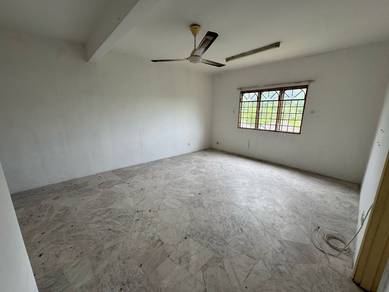 ( Tingkat 1 ) Rajawali, Blok Merak Apartment, Bandar Country Homes