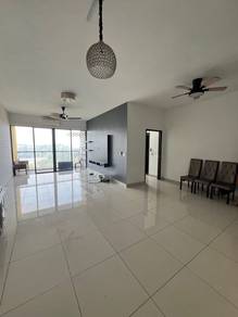 Rare Unit! Oasis 1 Residences, Big Layout, Partly Furnished