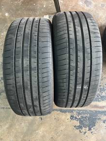 Tyre 235/50/18 99%
