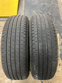Bridgestone 205/60/17