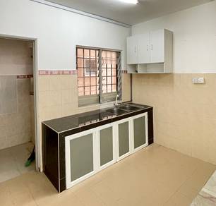 (KITCHEN CAB & NEW PAINTING) Lili, Warnasari, Fasa 3 Puncak Alam