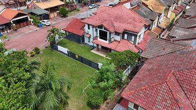 Corner Lot with Ample Parking + Extra Land Double Storey House, BJ
