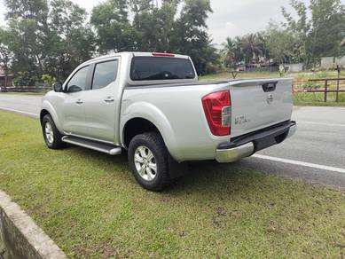 Nissan NAVARA 2.5V AT 4WD