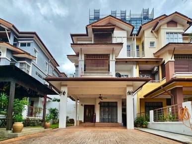 Semi D Renovated 2.5 Storey Jalan Plumbum Seksyen 7 Shah Alam