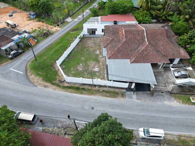 Fully Renovated & Fully Furnished Corner Lot Semi D,Tmn Nyior Seremban